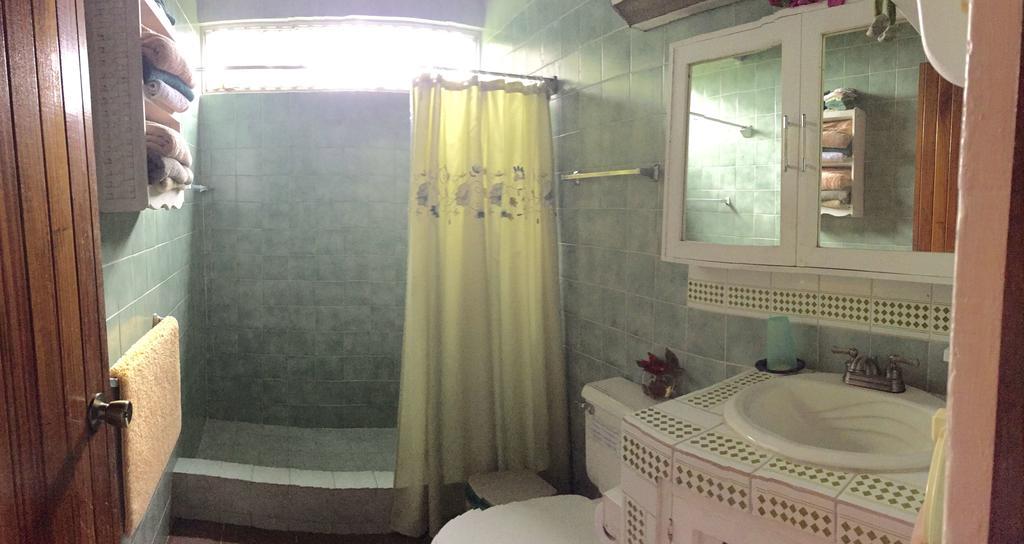Chalet Nicholas Bed & Breakfast Nuevo Arenal Exterior foto